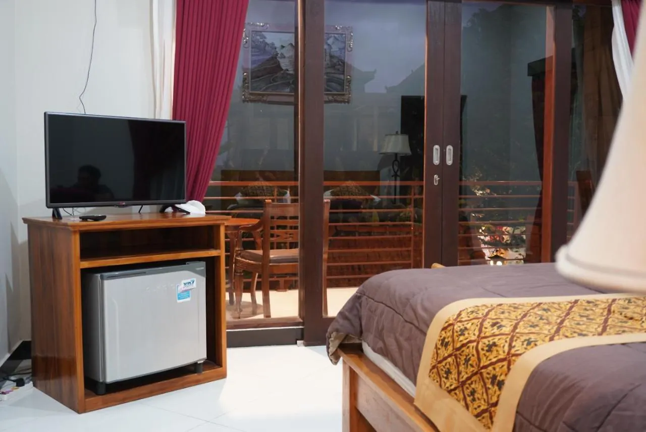 Puri Bisma Ubud - 4 Bedroom Private Villa - 10 Min Walking To Ubud Center 2*, Ουμπούντ